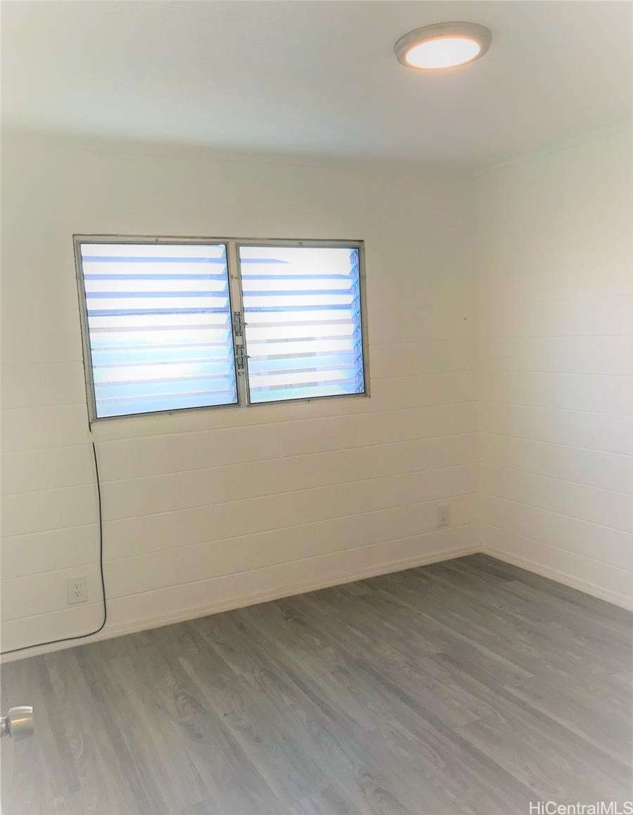 1430 Gulick Avenue B Property Photo 7