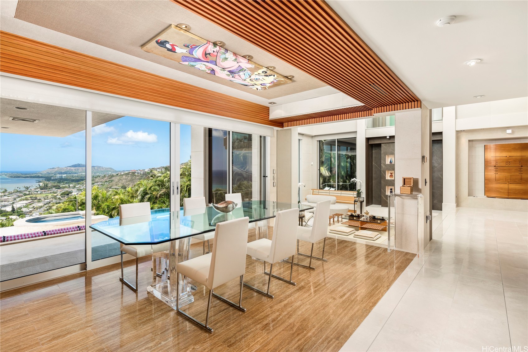 360 Puuikena Drive Property Photo 6