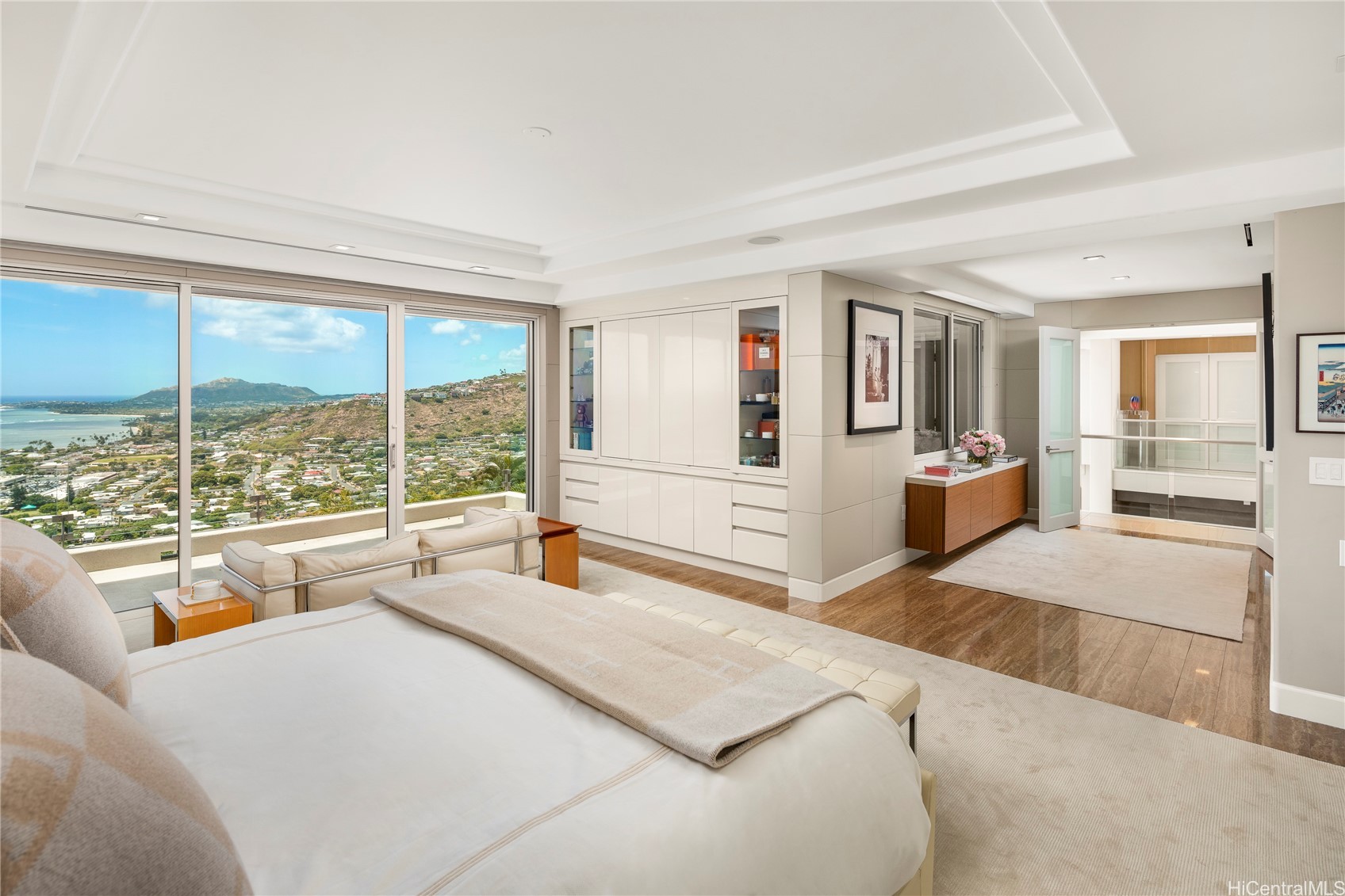360 Puuikena Drive Property Photo 10
