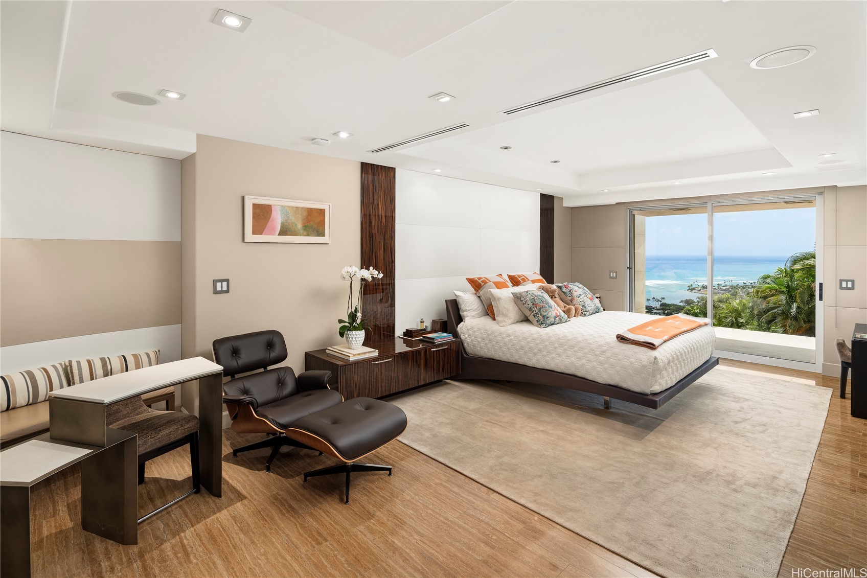 360 Puuikena Drive Property Photo 12