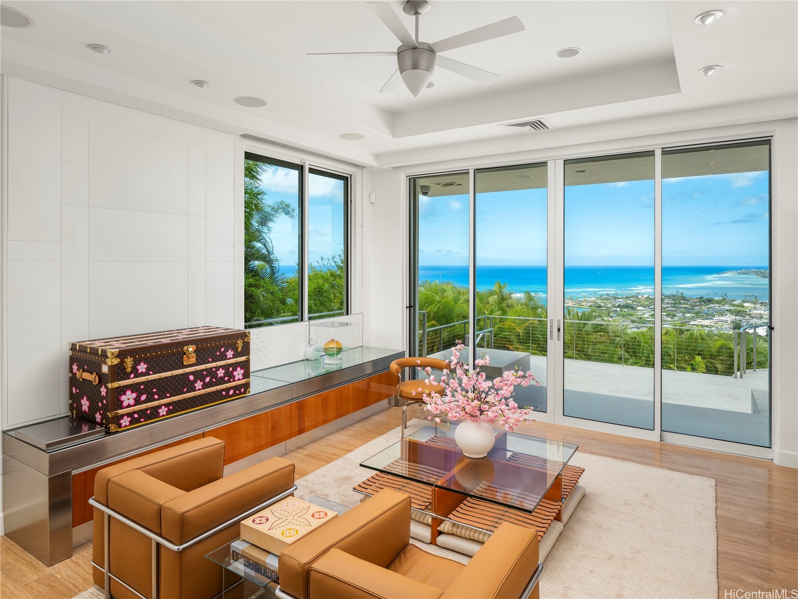 360 Puuikena Drive Property Photo 18