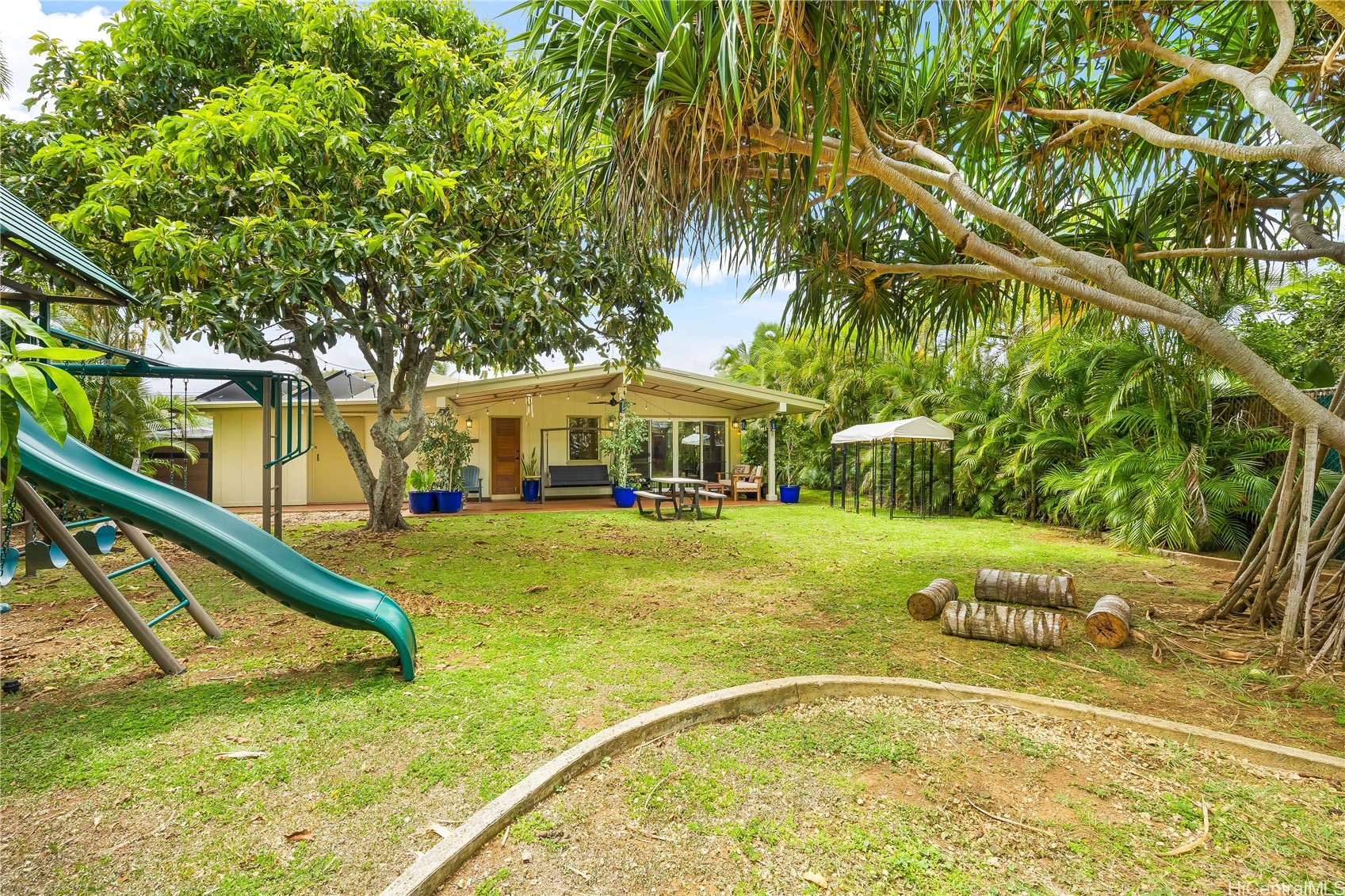 823 Halula Place Property Photo 23