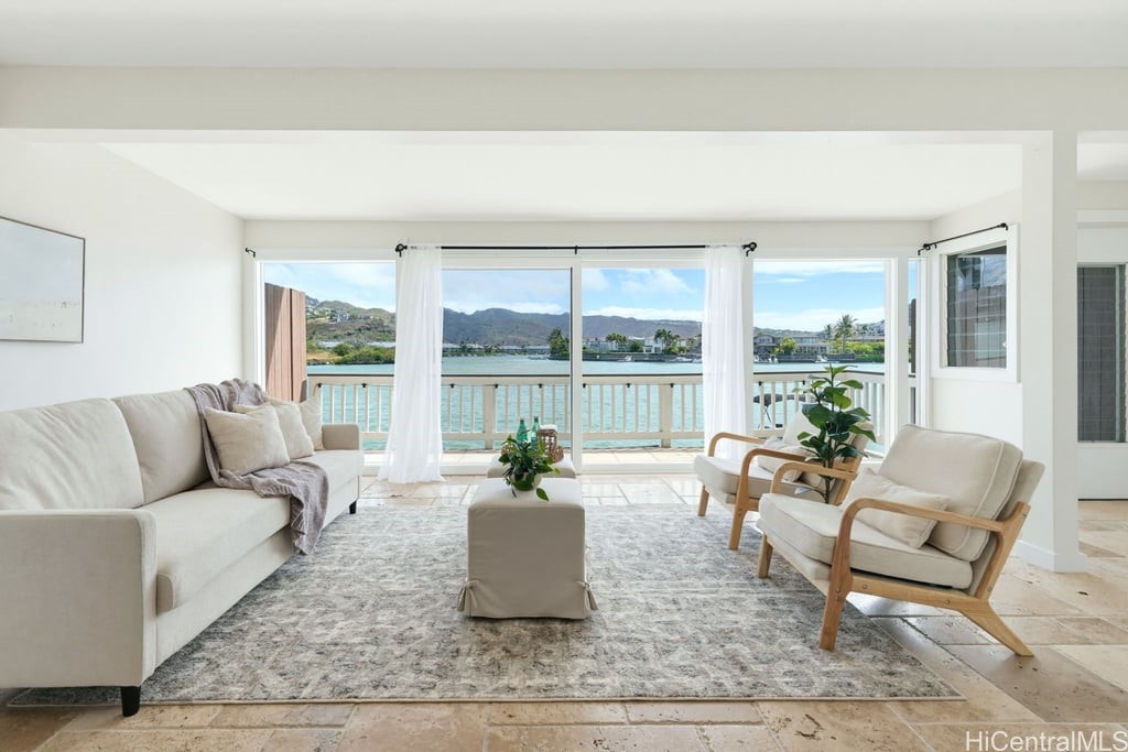 711 Koko Isle Circle 13/1306 Property Photo 4
