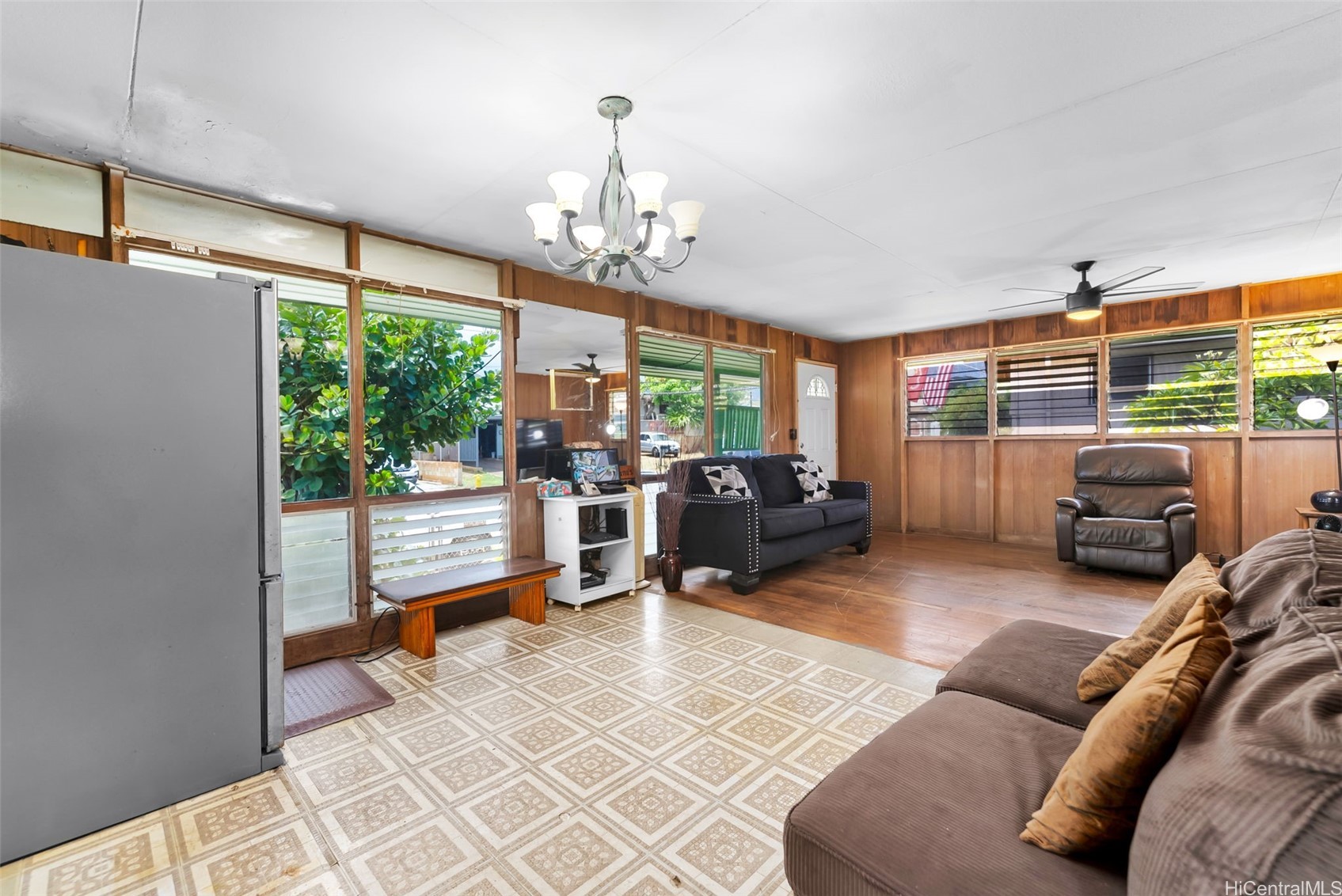 94-347 Honowai Street Property Photo 4