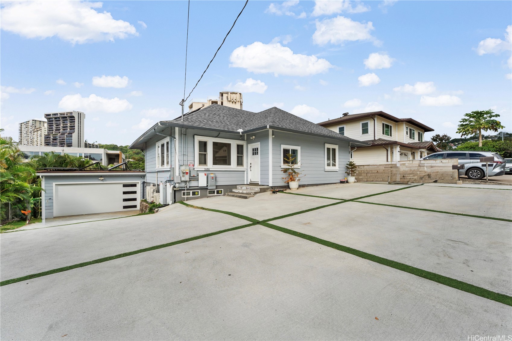 1686 Lewalani Drive Property Photo 3