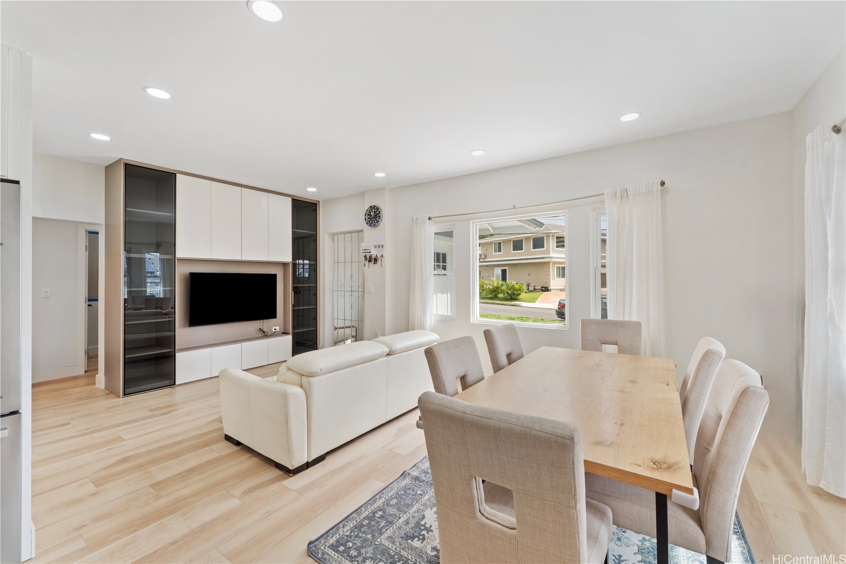 1686 Lewalani Drive Property Photo 8