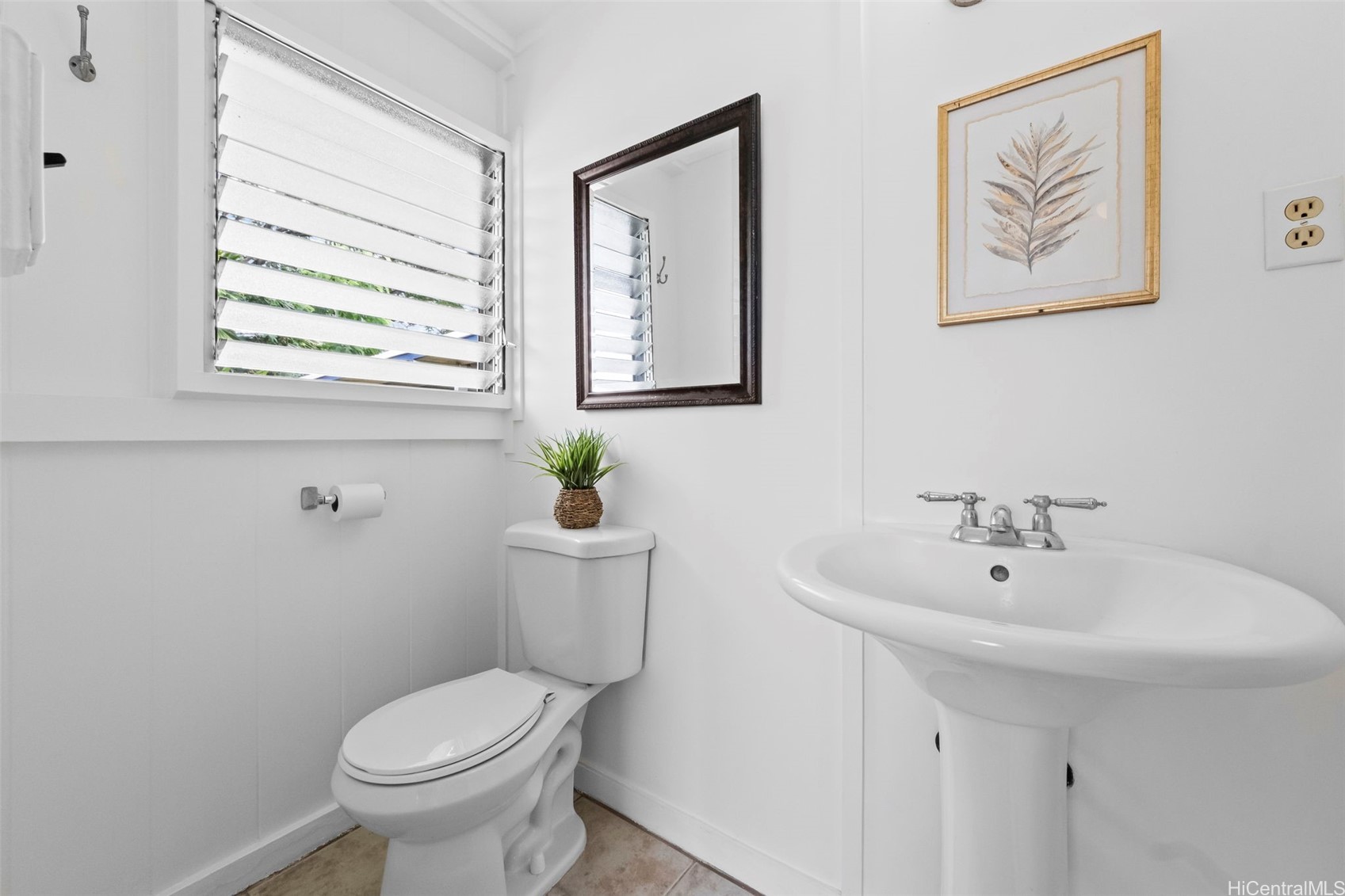 614 Ululani Street Property Photo 12