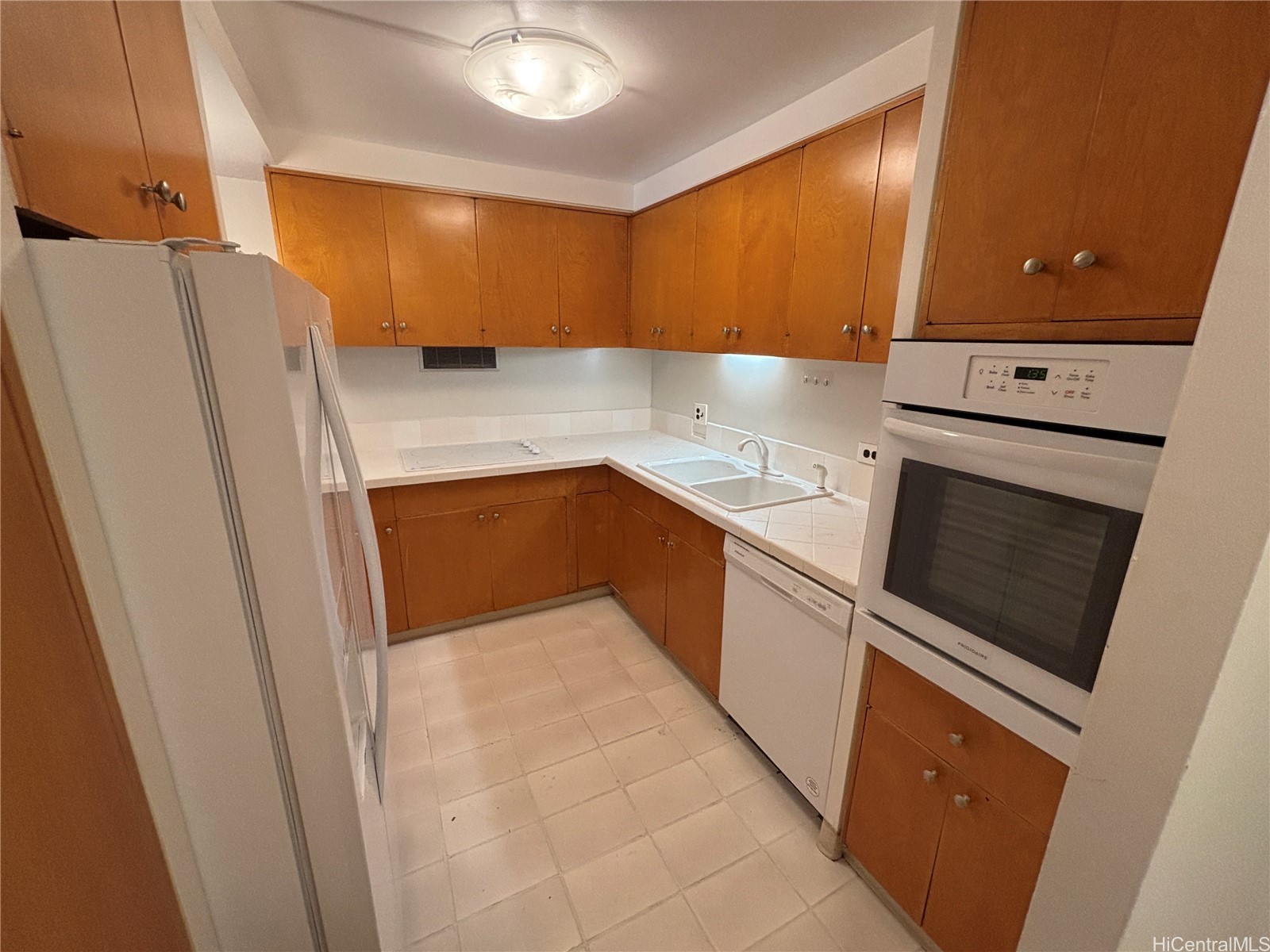 1350 Ala Moana Boulevard 508 Property Photo 3