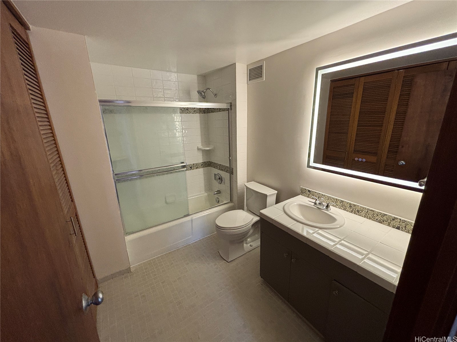 1350 Ala Moana Boulevard 508 Property Photo 6