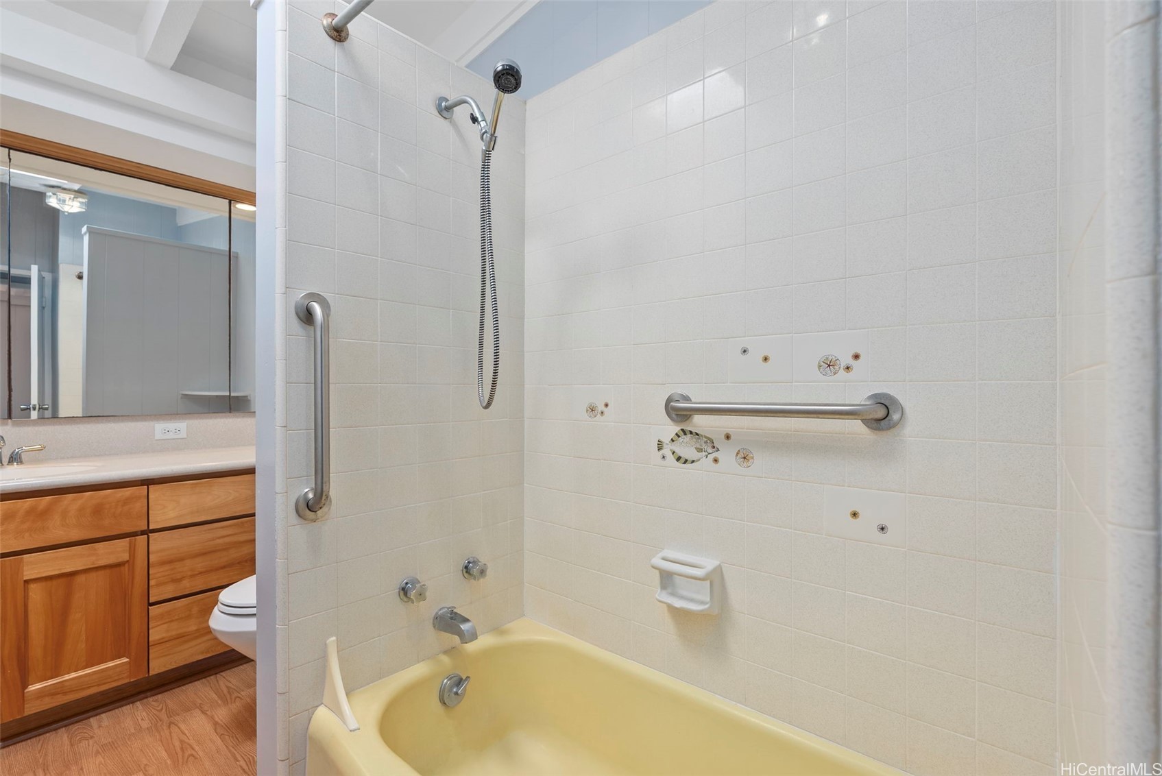 2073 Komo Mai Drive Property Photo 8
