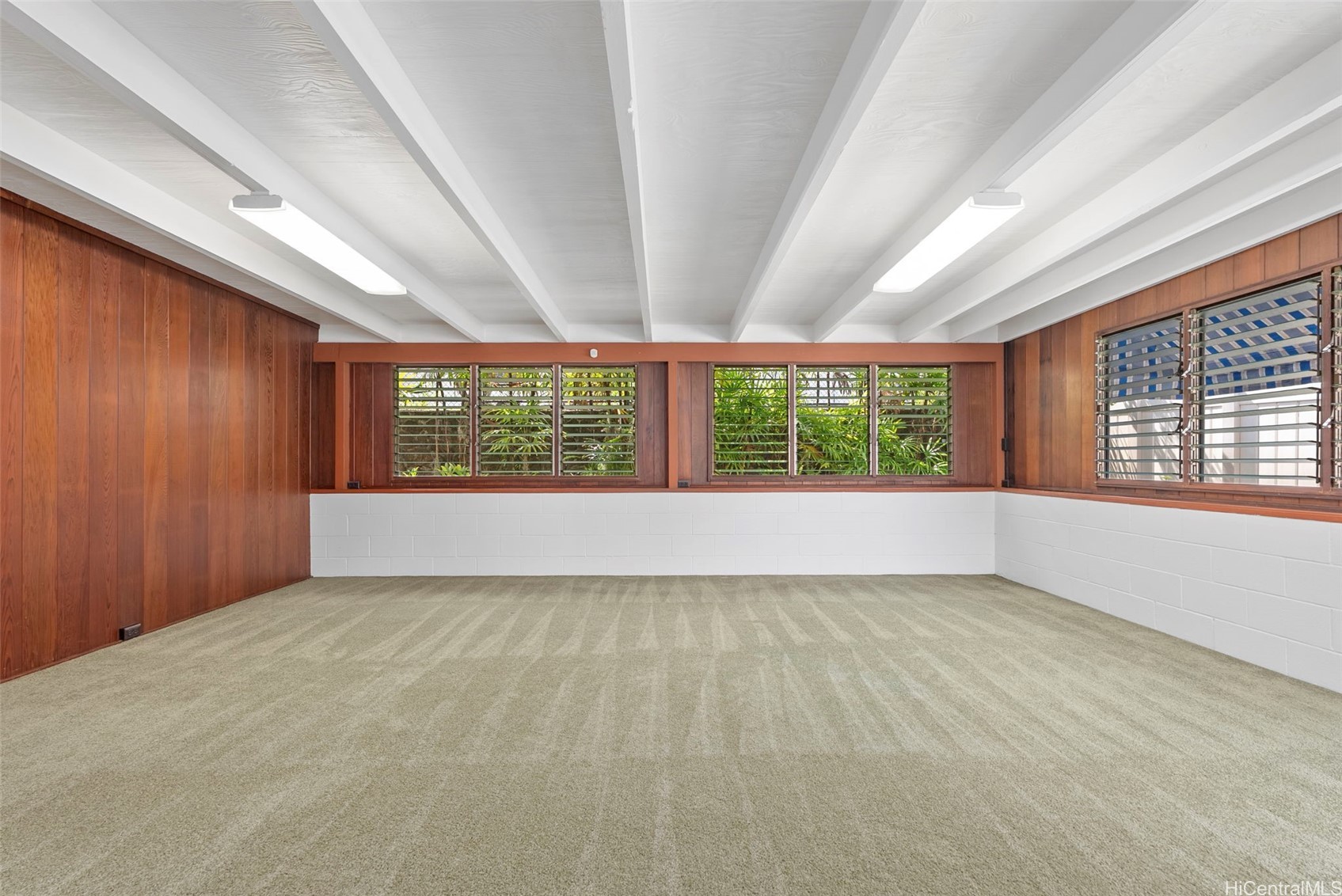 2073 Komo Mai Drive Property Photo 15