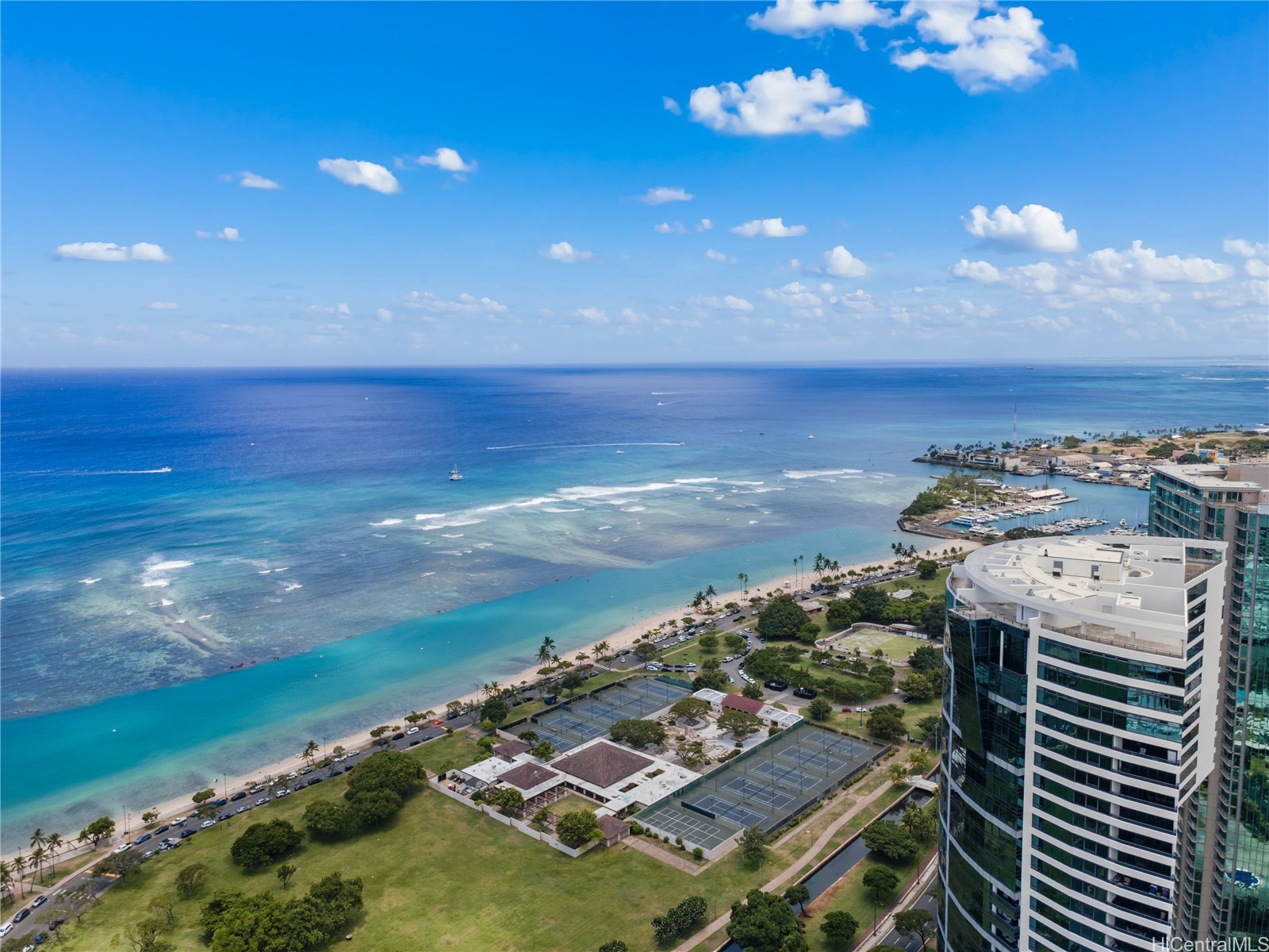 1330 Ala Moana Boulevard 2306 Property Photo 3