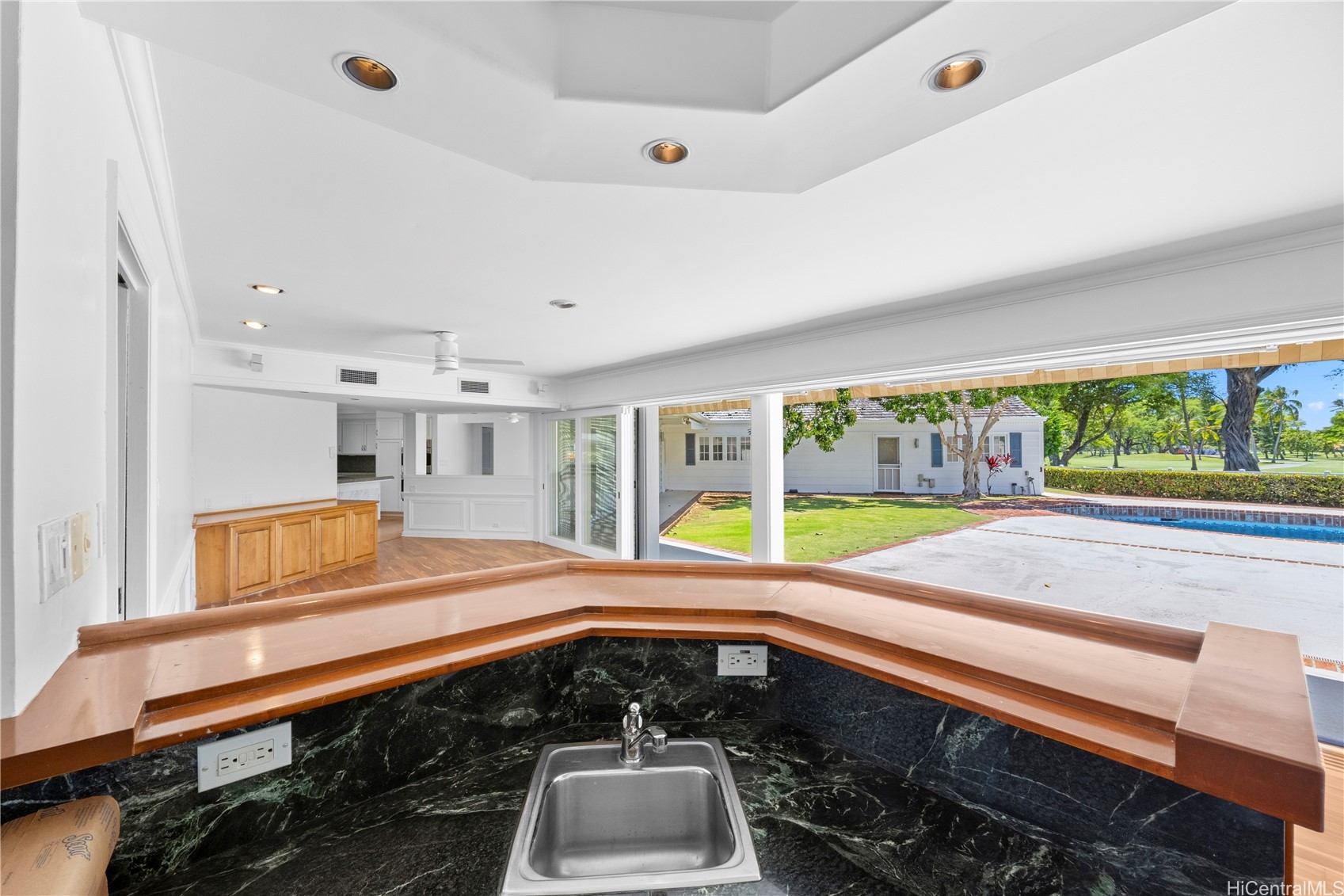 1100 Kaimoku Place Property Photo 9