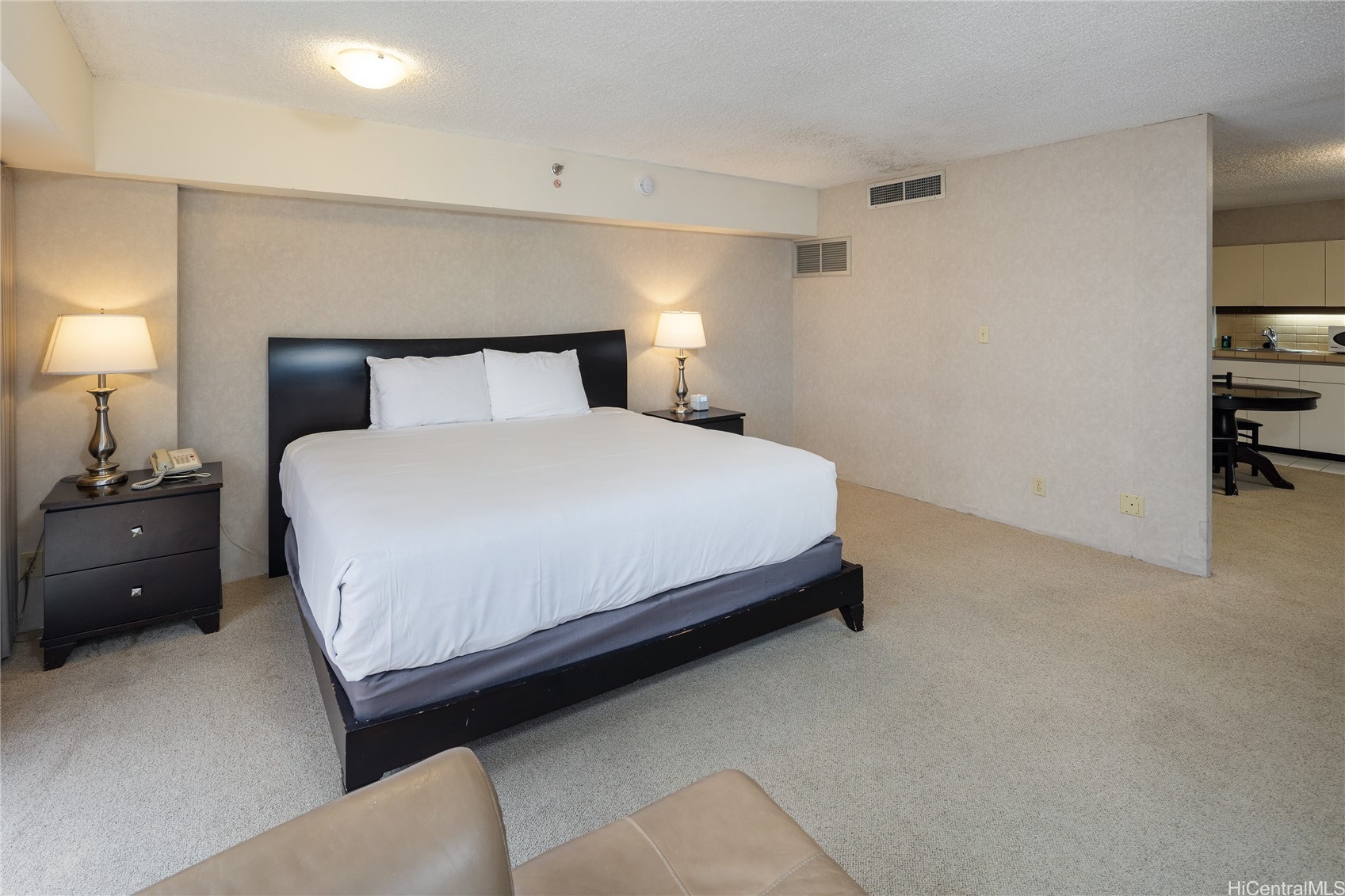 1088 Bishop Street 3301 Property Photo 6
