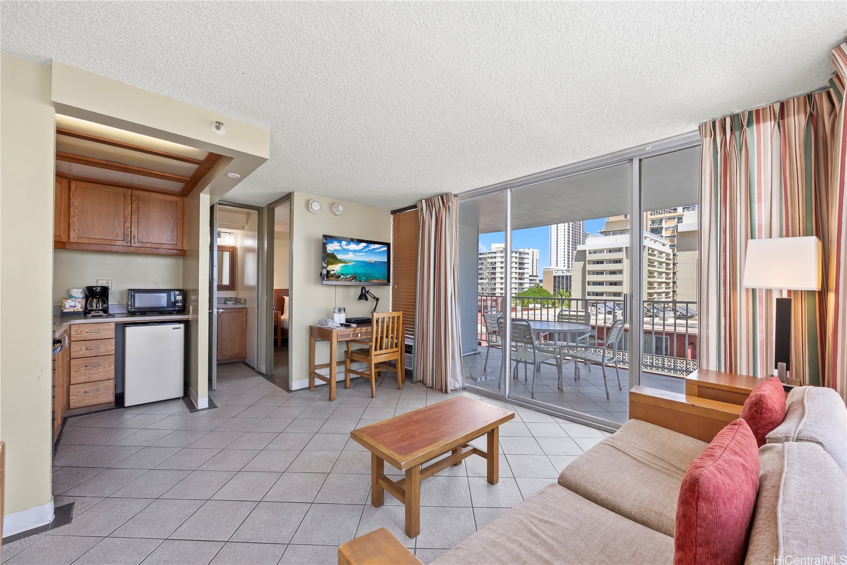 2427 Kuhio Avenue 702 Property Photo 6