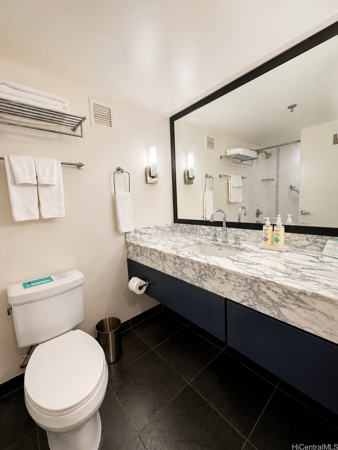 410 Atkinson Drive 1609 Property Photo 15