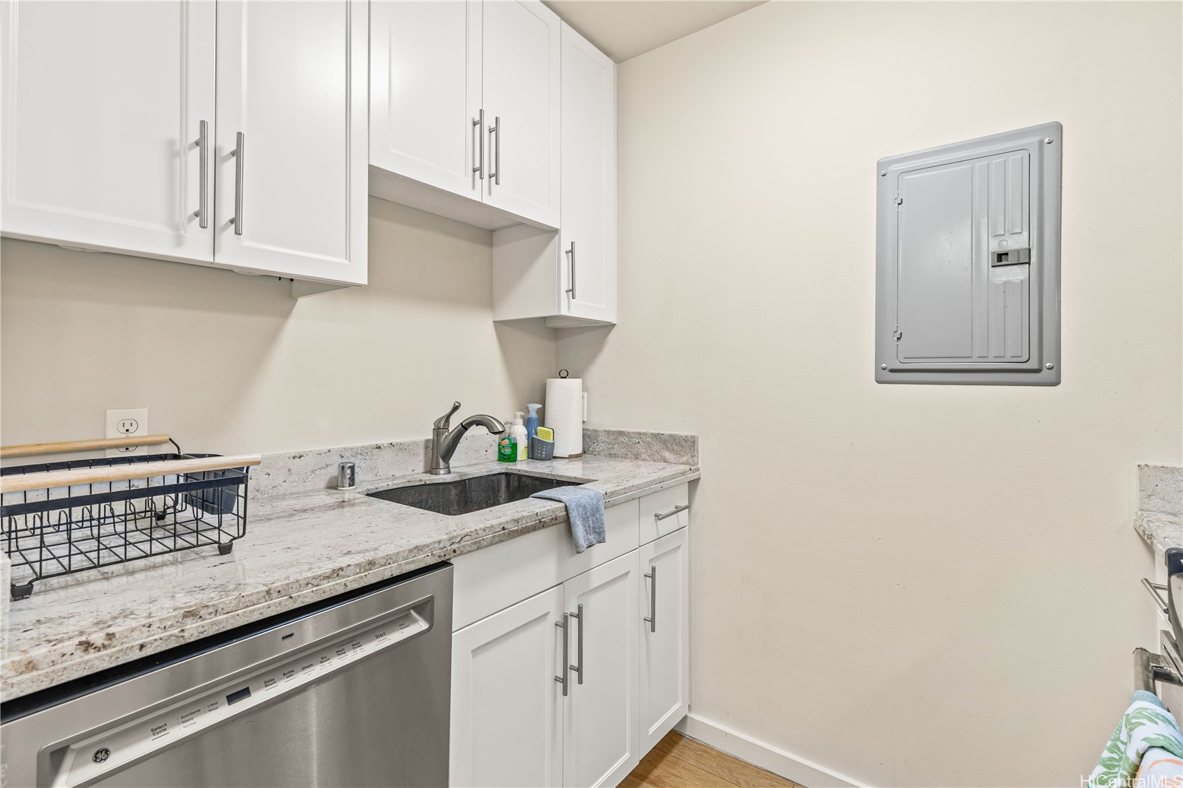 1800 Kaioo Drive C309 Property Photo 6