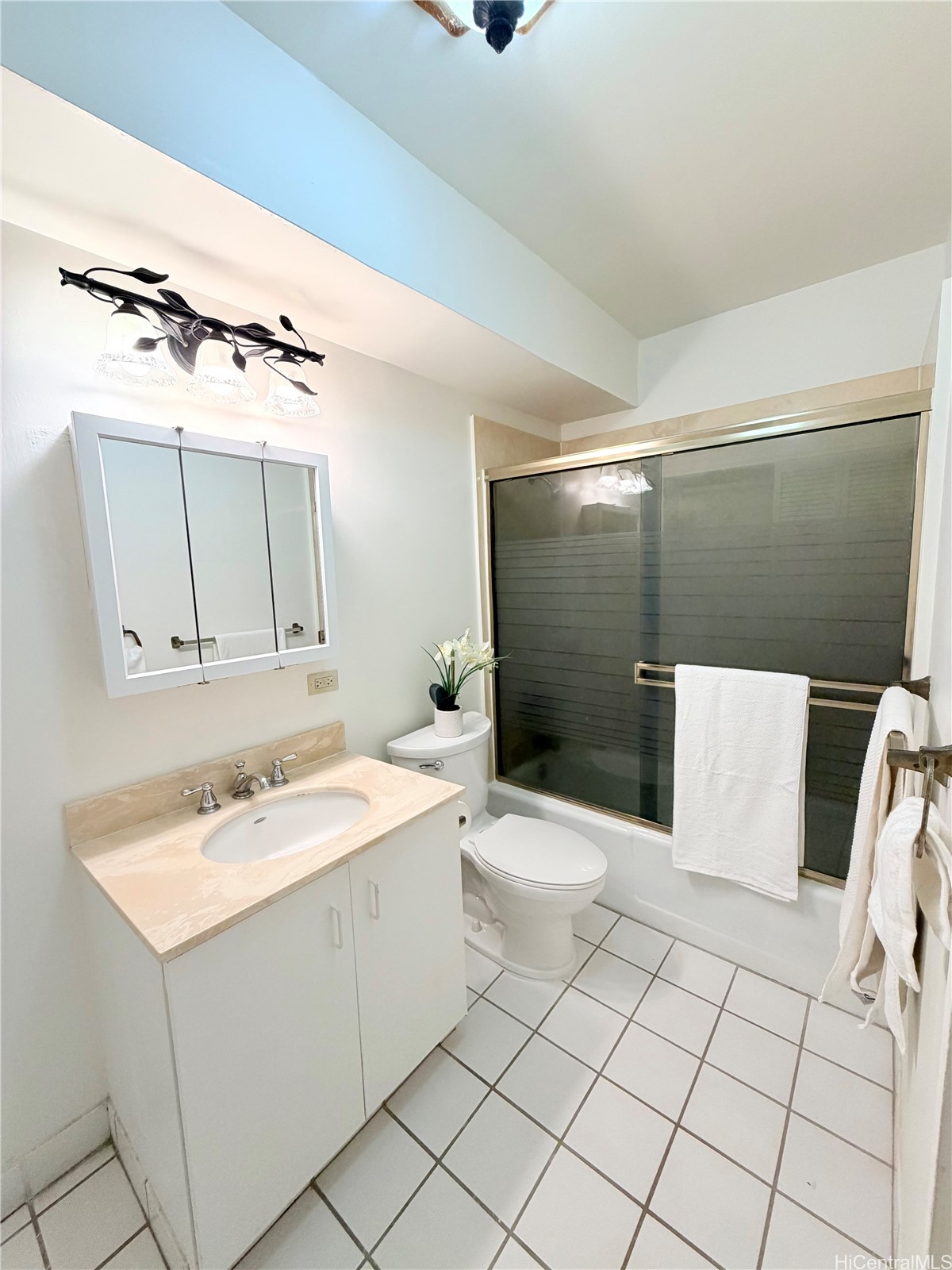 1717 Ala Wai Boulevard 705 Property Photo 6