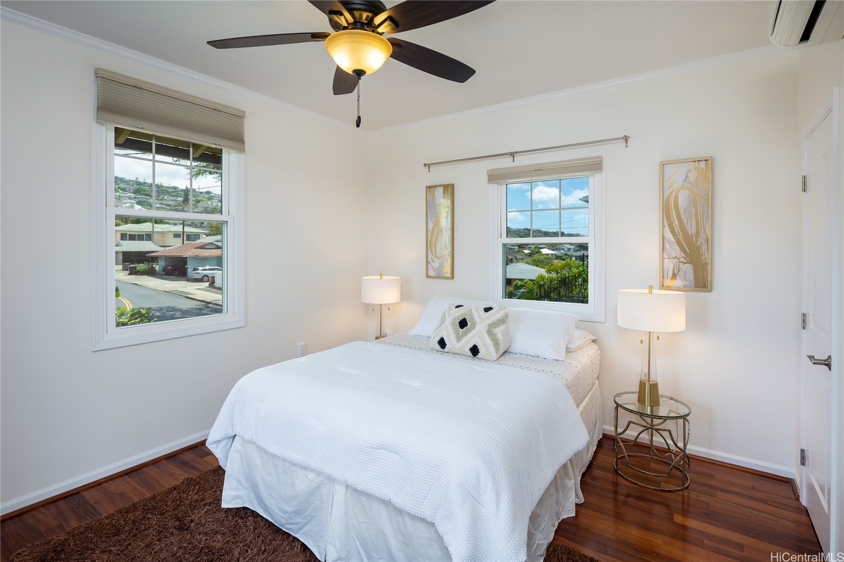 1439 Center Street Property Photo 10