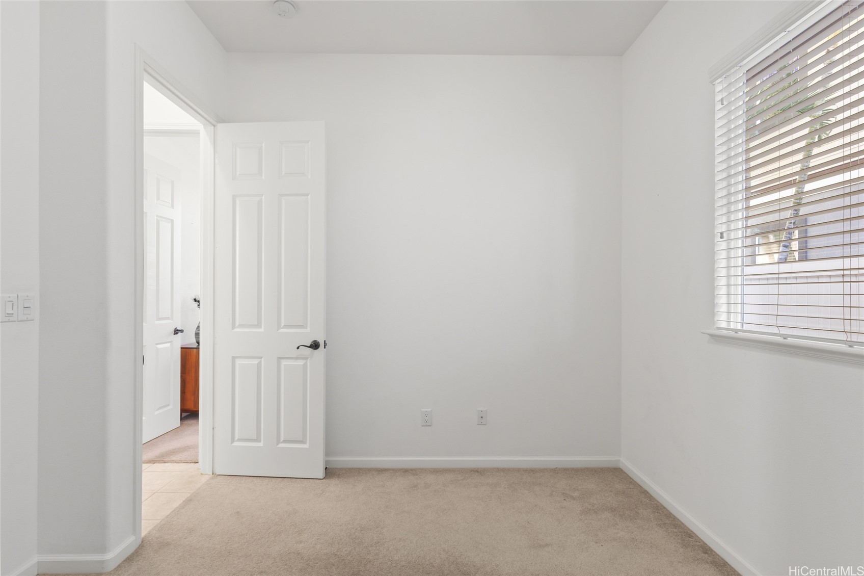 91-1099 Waikapoo Street Property Photo 6