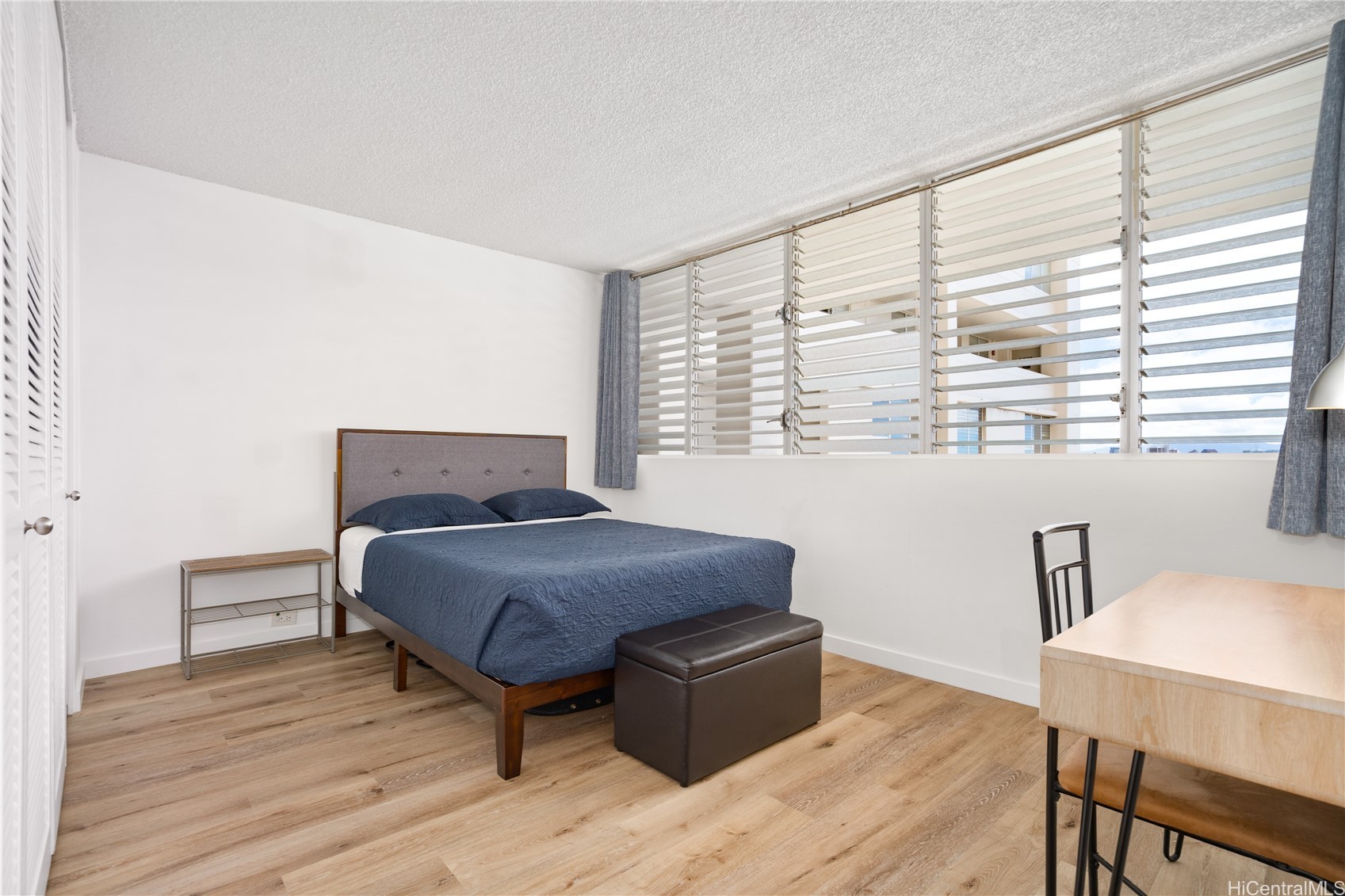 1212 Punahou Street 2702 Property Photo 13