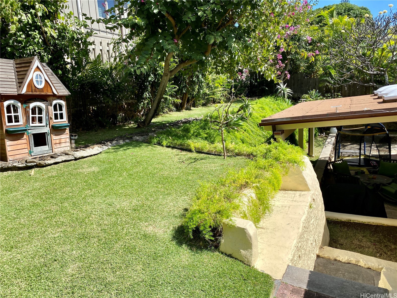3014 Hibiscus Drive Property Photo 10