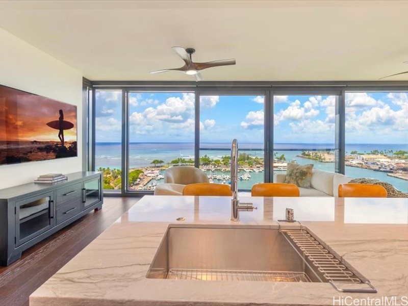 1100 Ala Moana Boulevard 1401 Property Photo 4