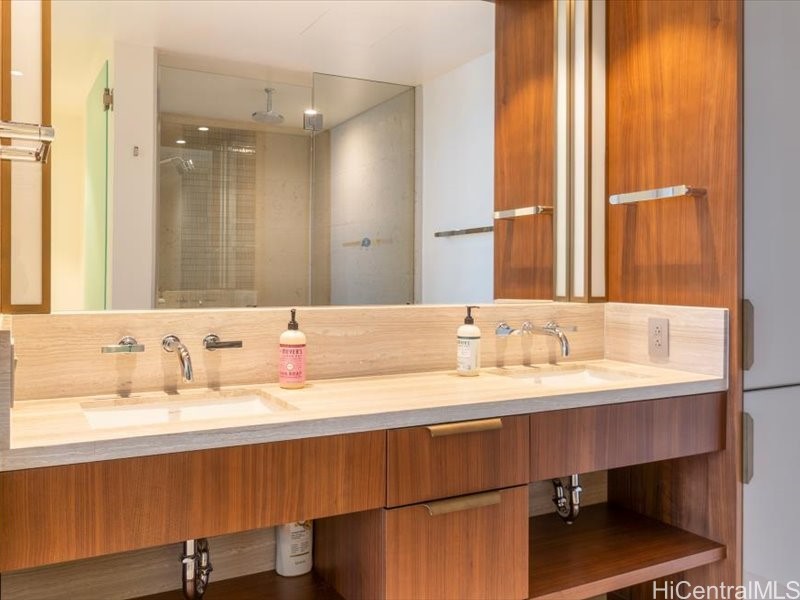 1100 Ala Moana Boulevard 1401 Property Photo 13
