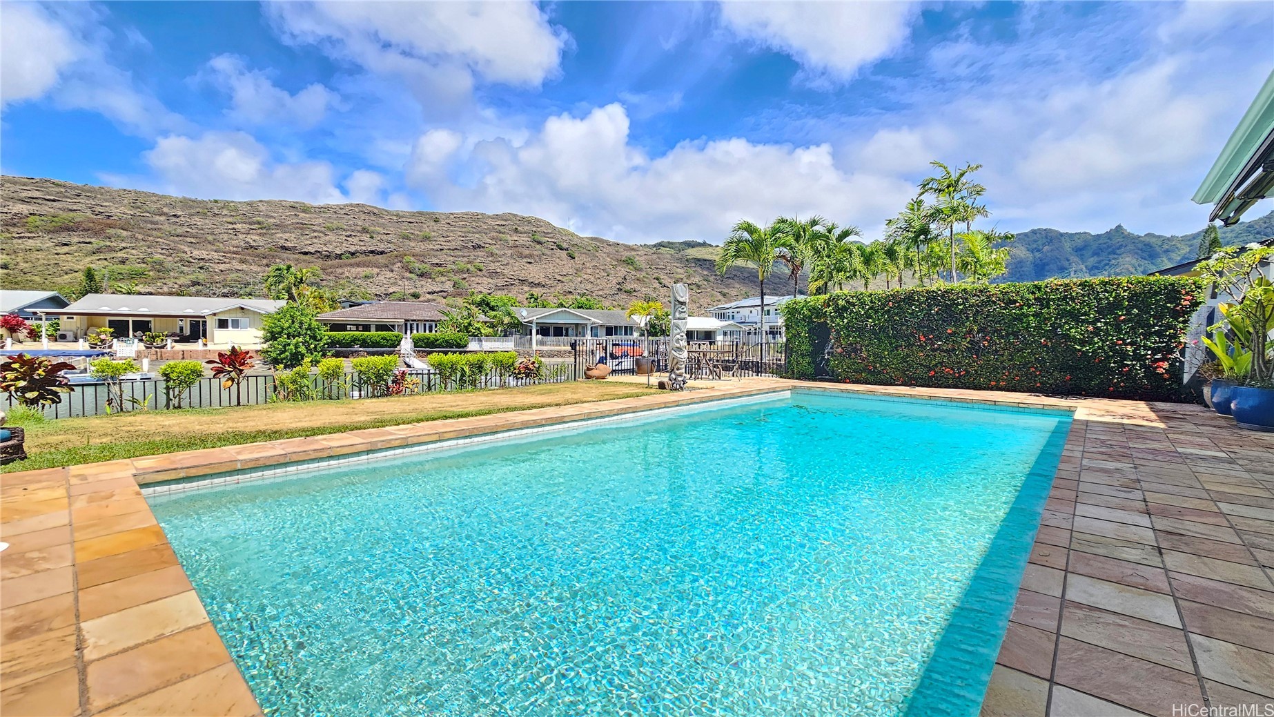 656 Kumukahi Place Property Photo 10