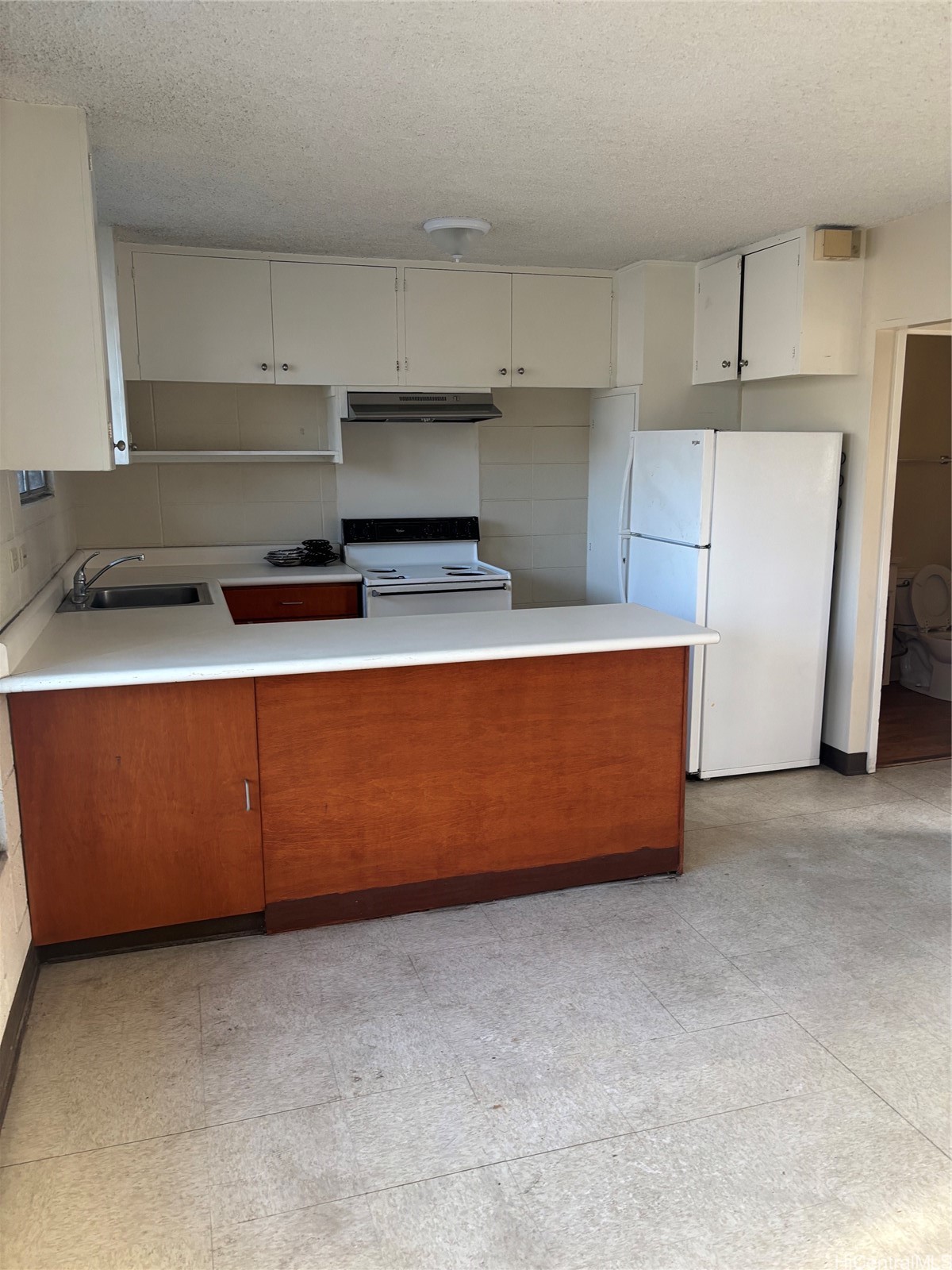 1409 Kinau Streets 5 Property Photo 1