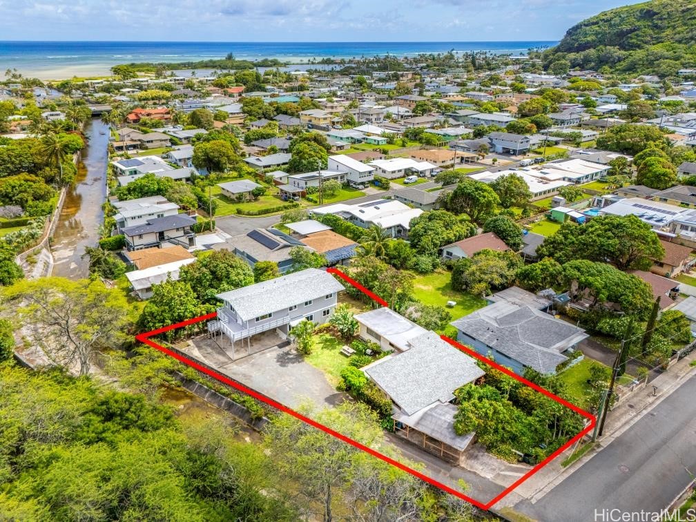 6163 Kawekiu Place Property Photo 1
