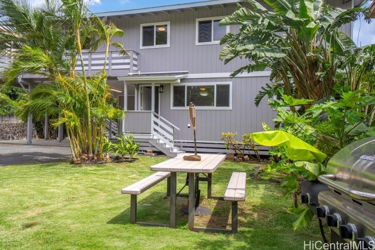 6163 Kawekiu Place Property Photo 4