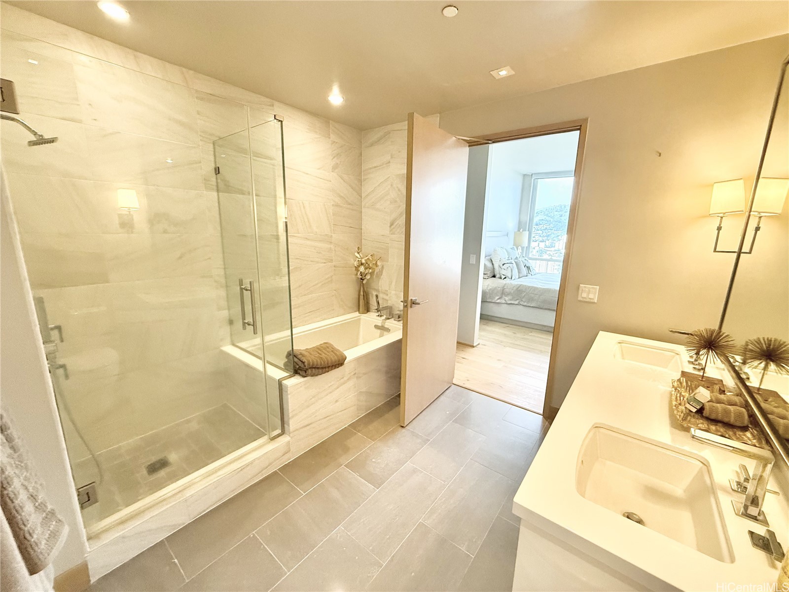 888 Kapiolani Boulevard 4501 Property Photo 6