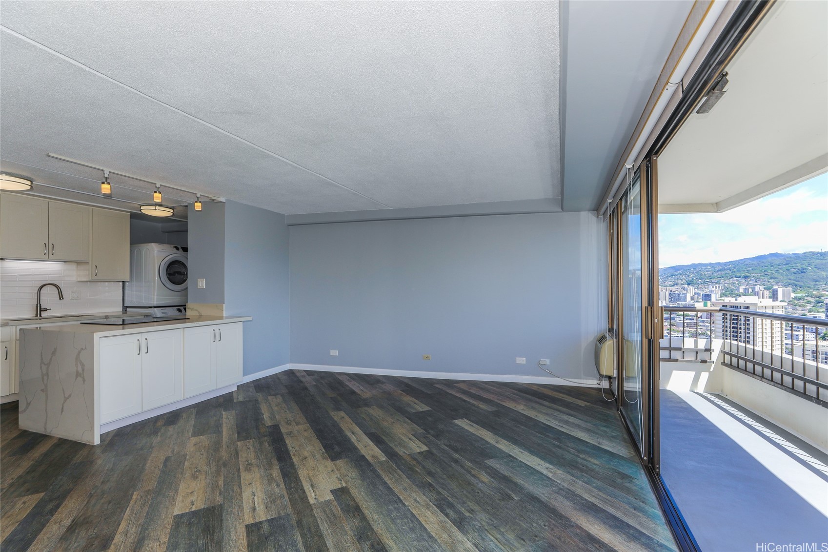 2333 Kapiolani Boulevard 2203 Property Photo 7