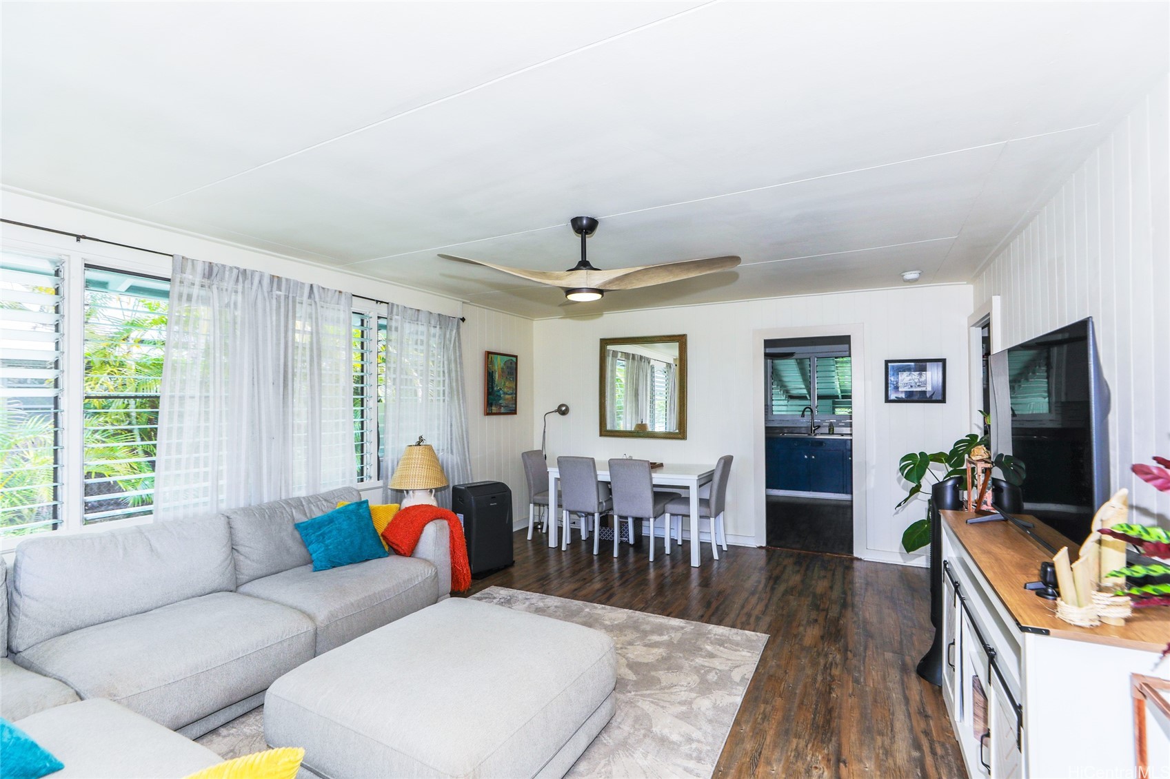 491 Kihapai Street Property Photo 4