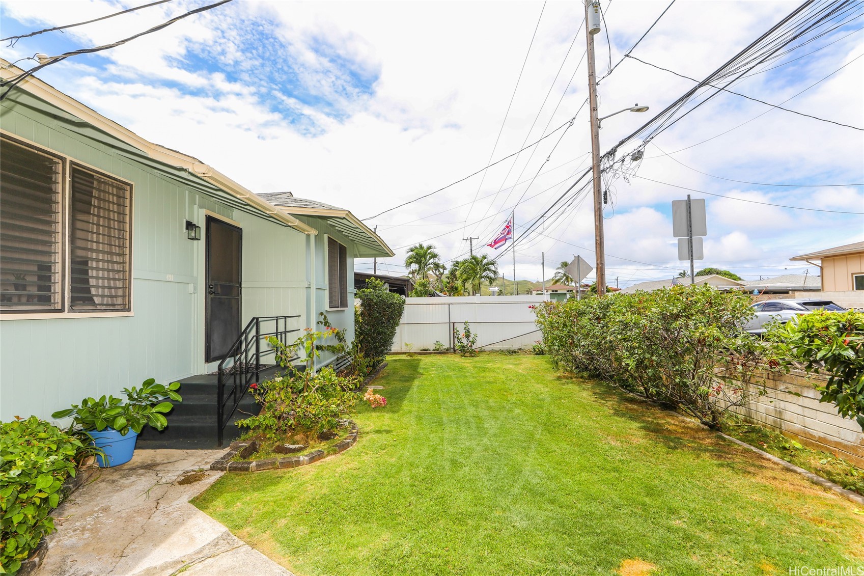 491 Kihapai Street Property Photo 14