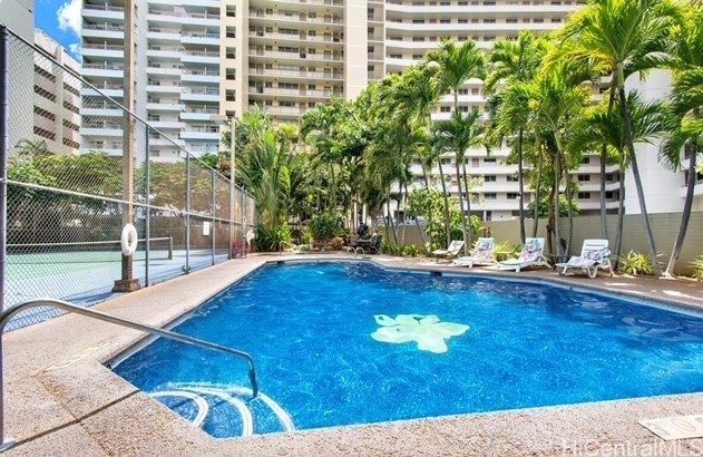 1700 Ala Moana Boulevard 2004 Property Photo 17