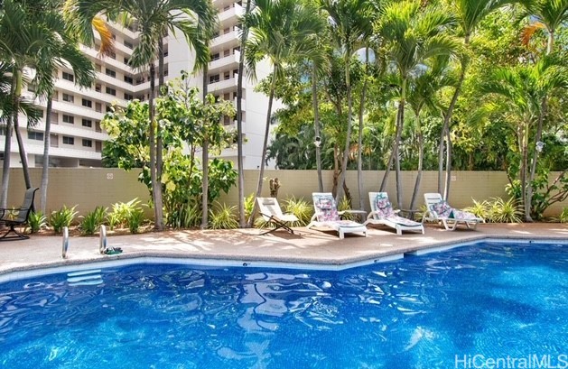 1700 Ala Moana Boulevard 2004 Property Photo 18