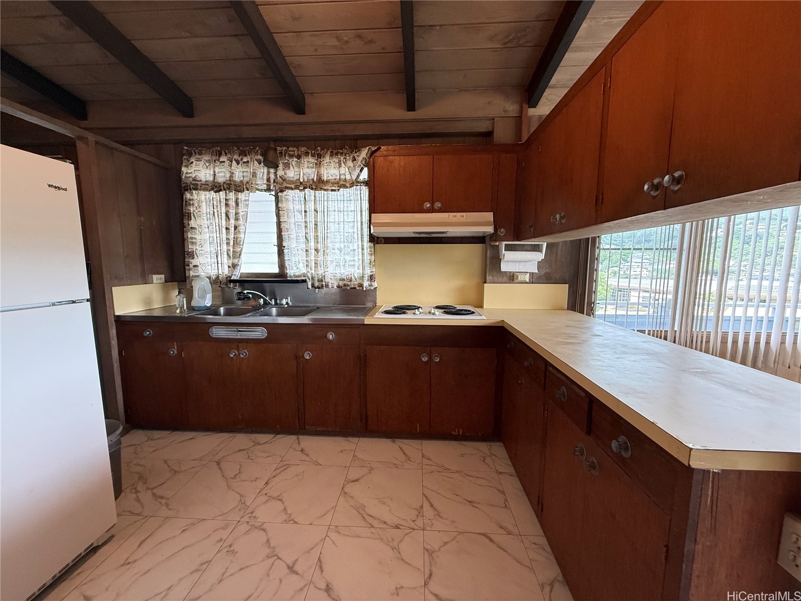 2155 Puowaina Drive Property Photo 10