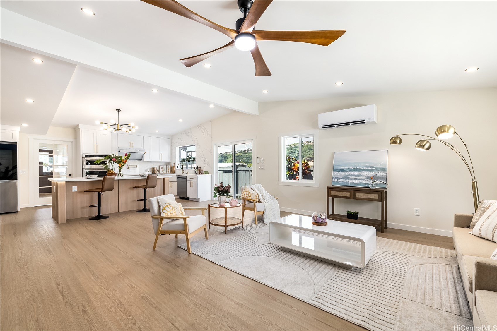 7211 Aipo Place Property Photo 3