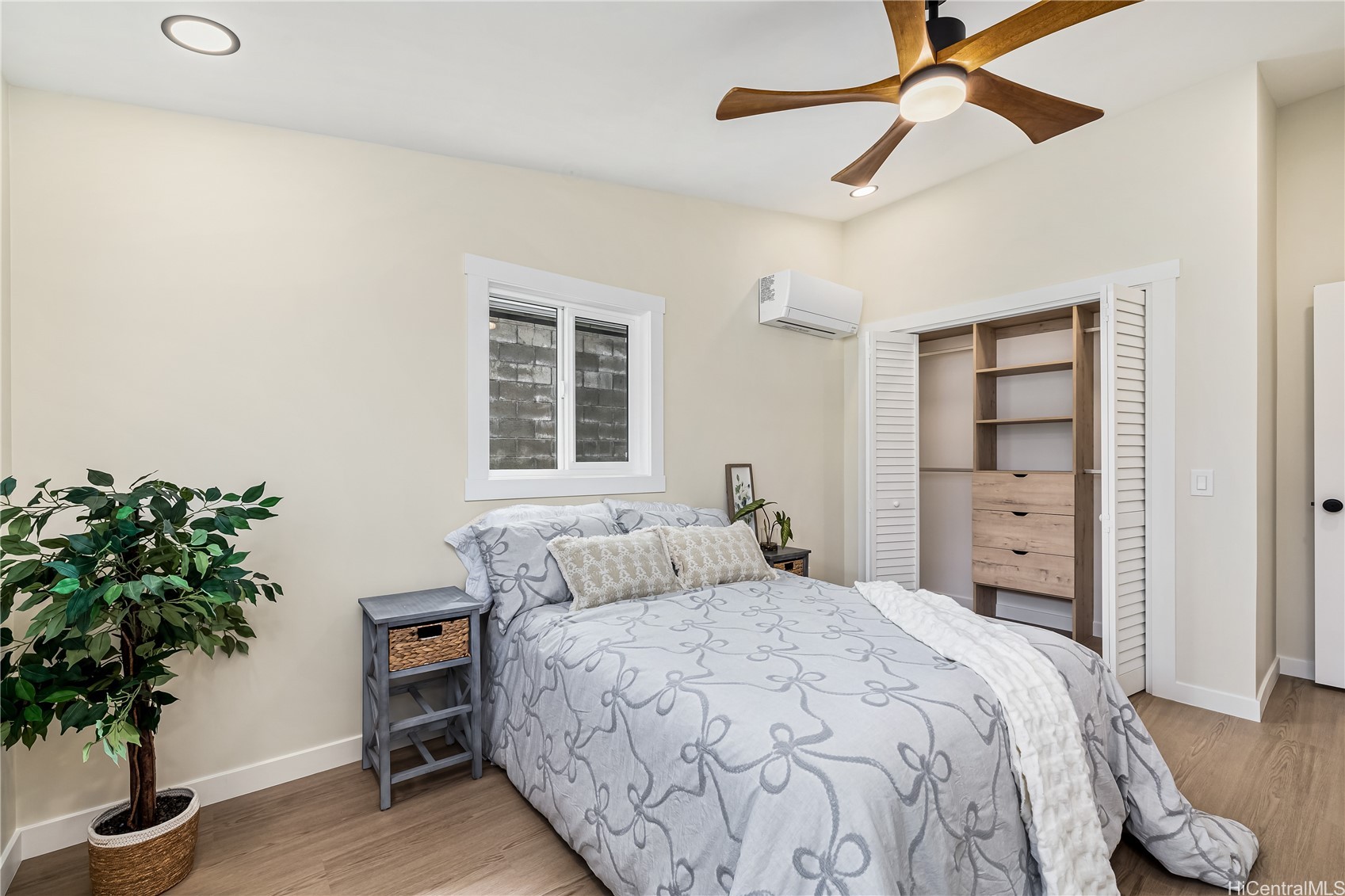 7211 Aipo Place Property Photo 11