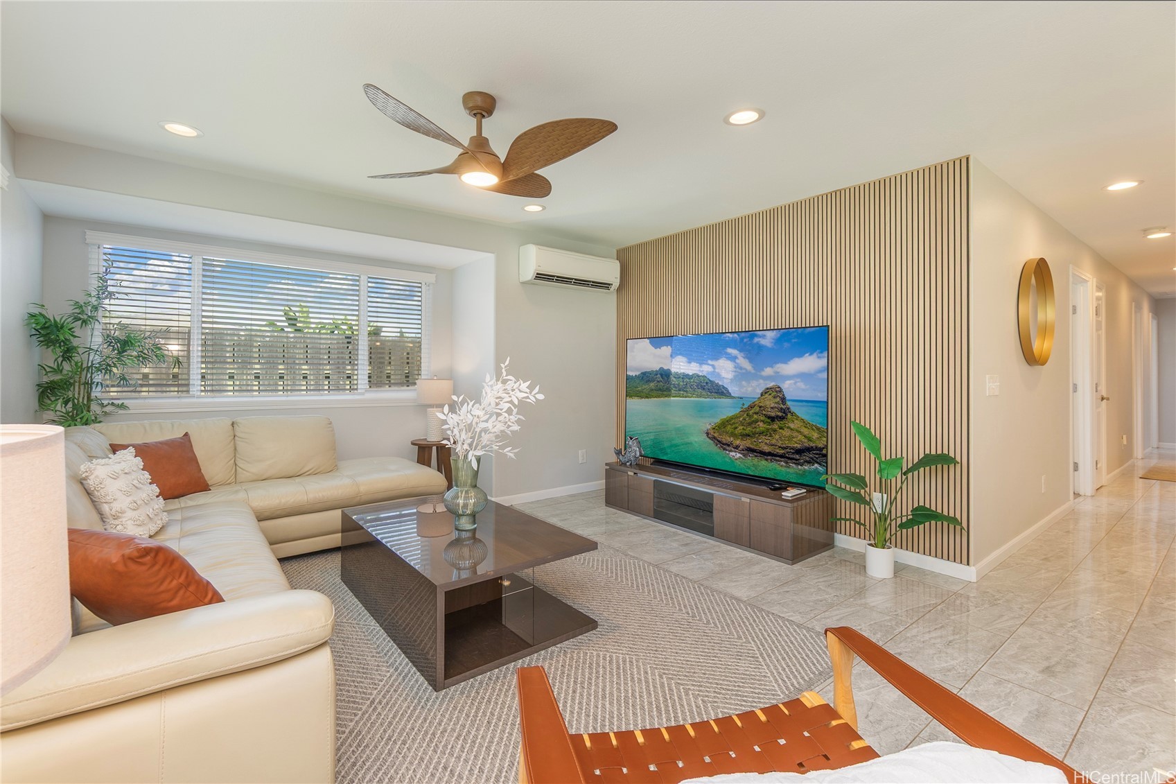 558 Ulumu Street Property Photo 4