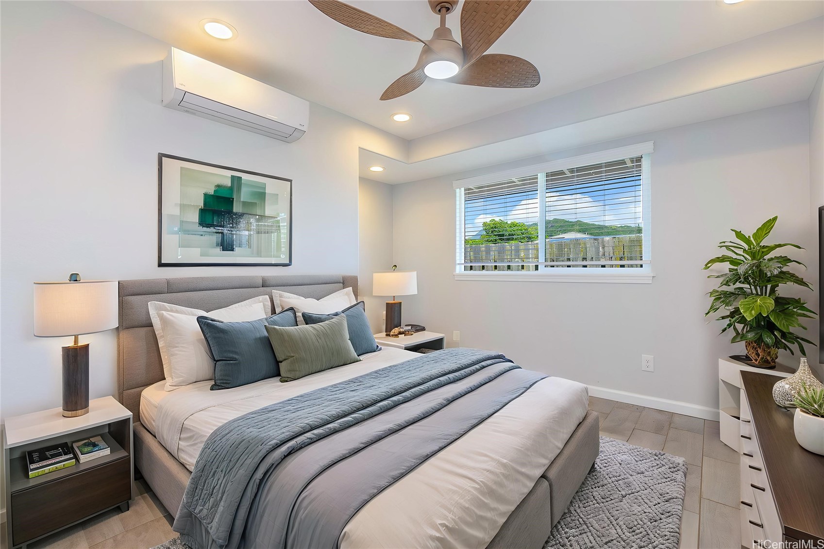 558 Ulumu Street Property Photo 12