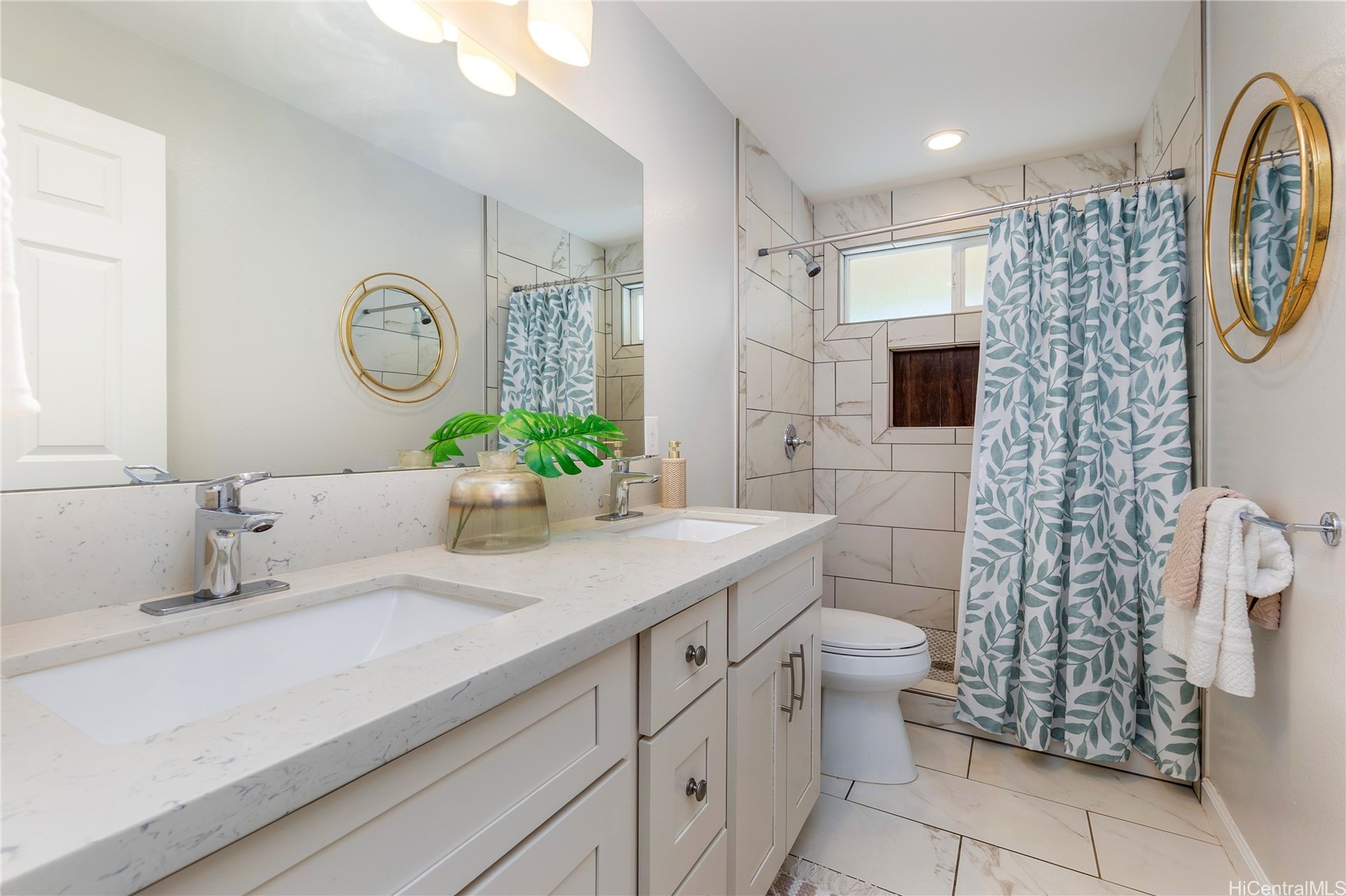 558 Ulumu Street Property Photo 16