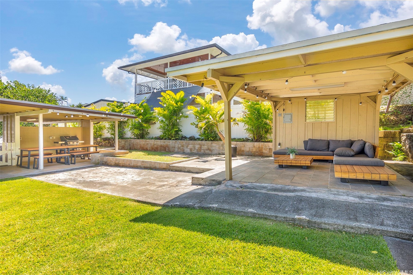 558 Ulumu Street Property Photo 18