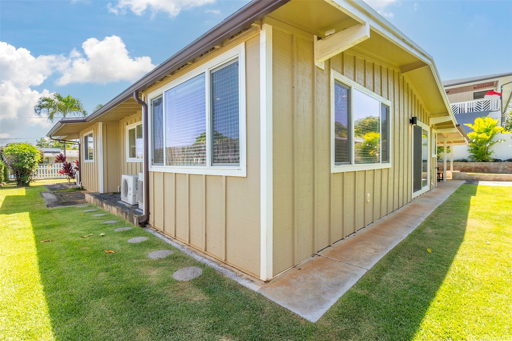558 Ulumu Street Property Photo 20