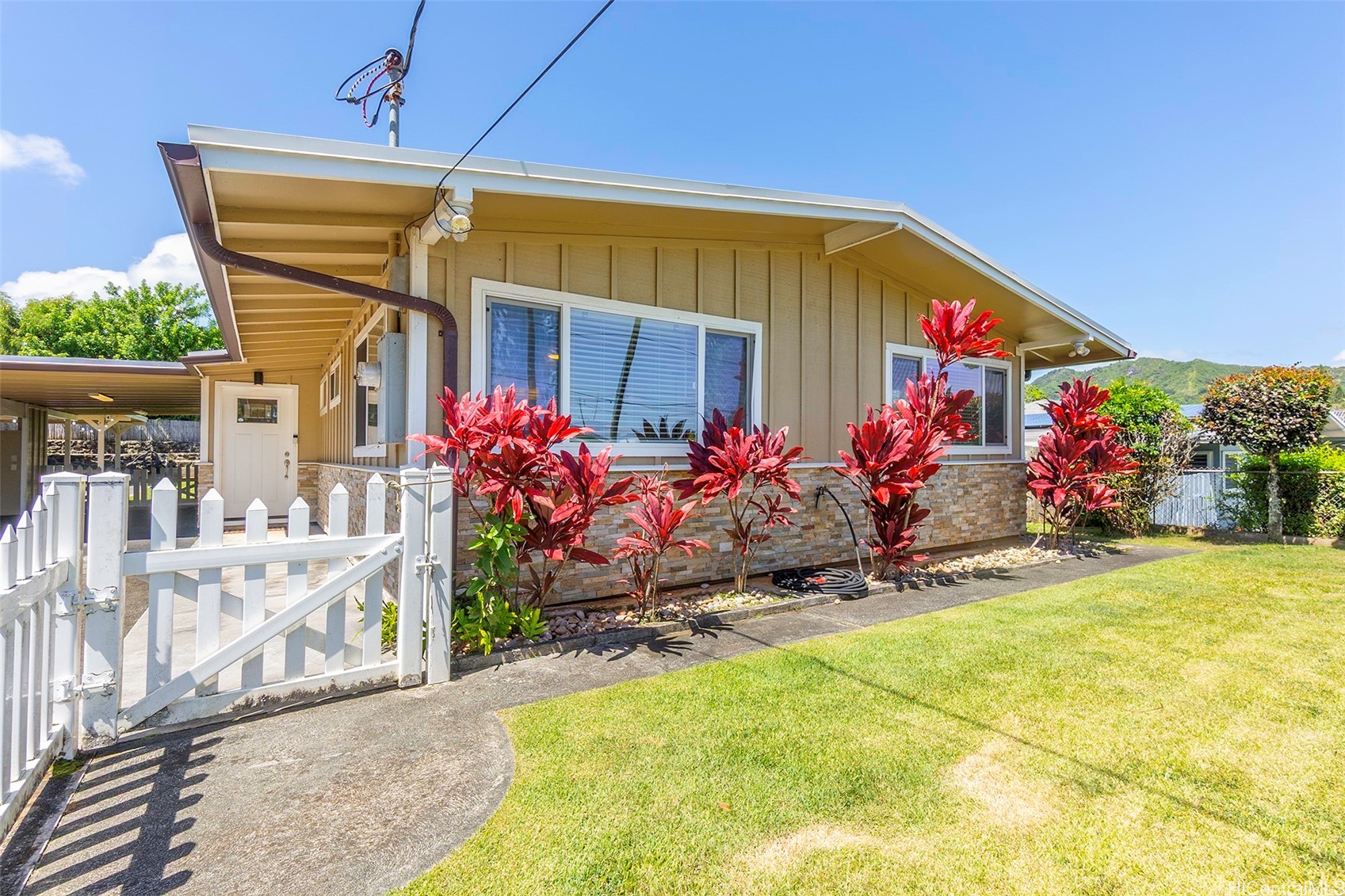 558 Ulumu Street Property Photo 23