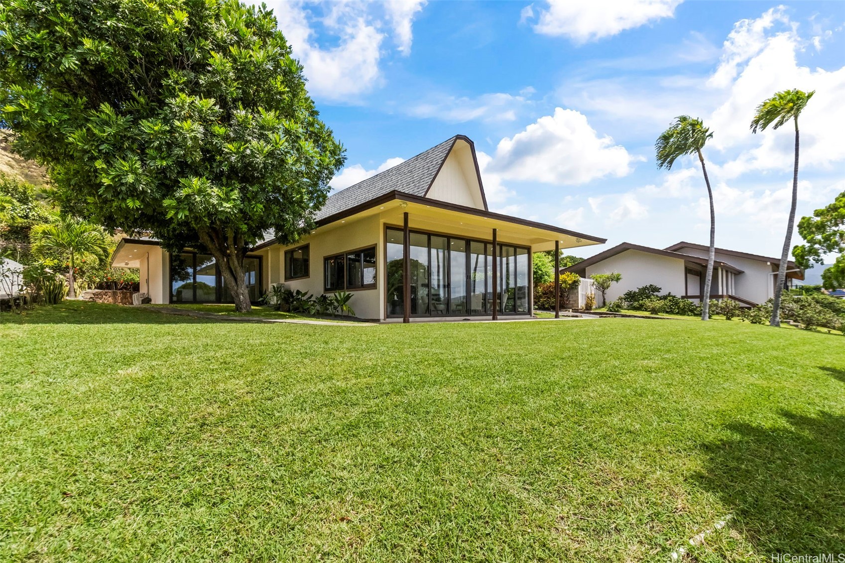3942 Kaualio Place Property Photo 6