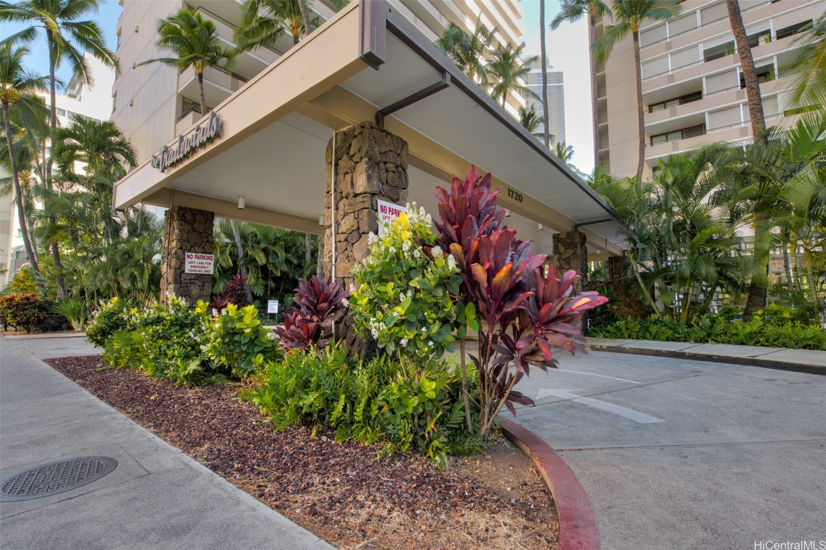 1720 Ala Moana Boulevard 608b Property Photo 1