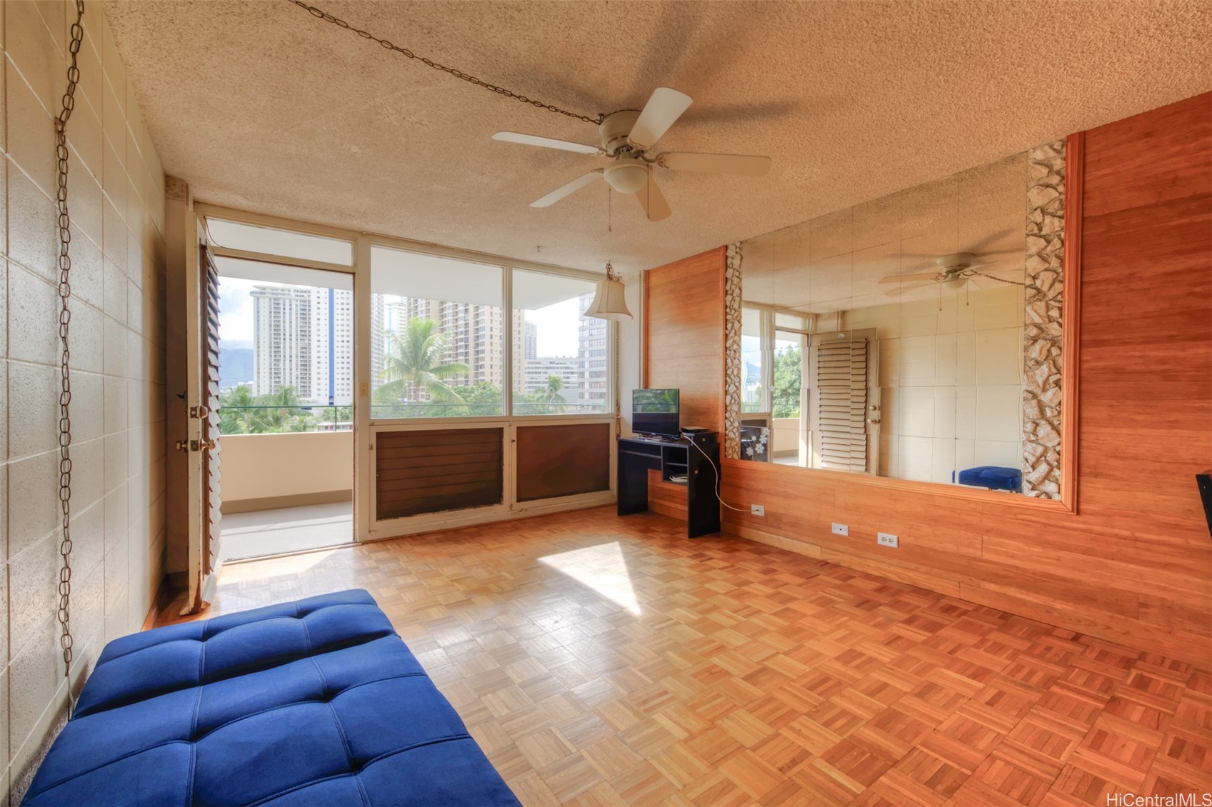1720 Ala Moana Boulevard 608b Property Photo 2